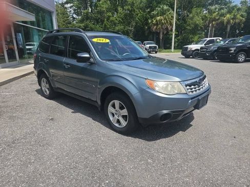 Used 2012 Subaru Forester 2.5X w/ Alloy Wheel Pkg AWD/4WD image 11