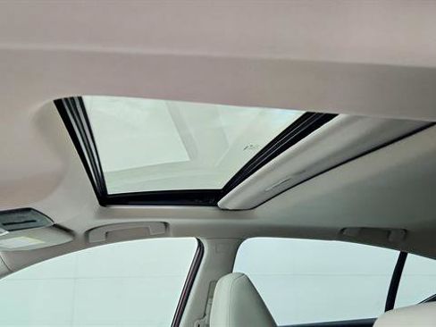 Used 2019 Nissan Altima 2.5 SV image 12