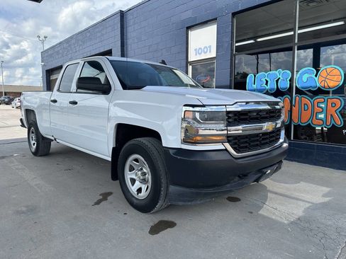 Used 2016 Chevrolet Silverado 1500 W/T w/ Trailering Package AWD/4WD image 2