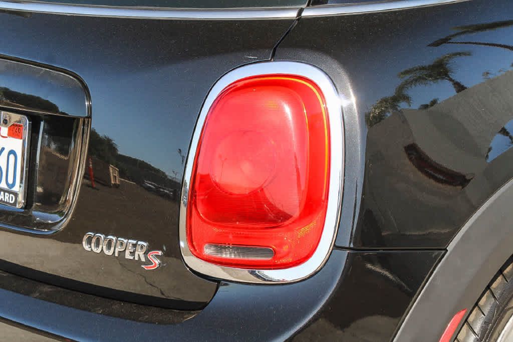 Used 2015 MINI Cooper S FWD image 7