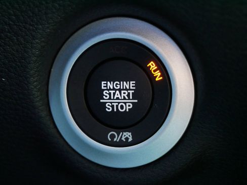 New 2026 Chrysler Pacifica Select image 21