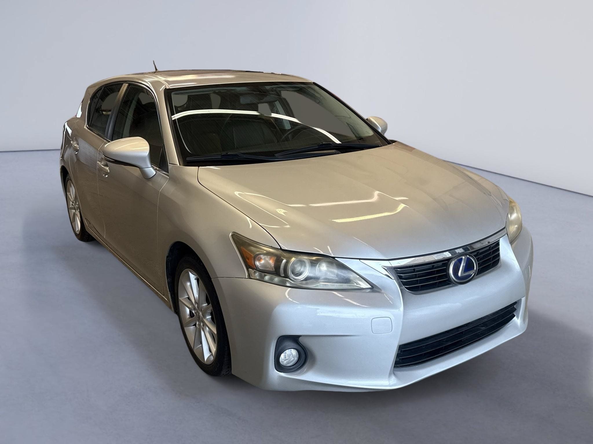 Used 2011 Lexus CT 200h Premium FWD image 1