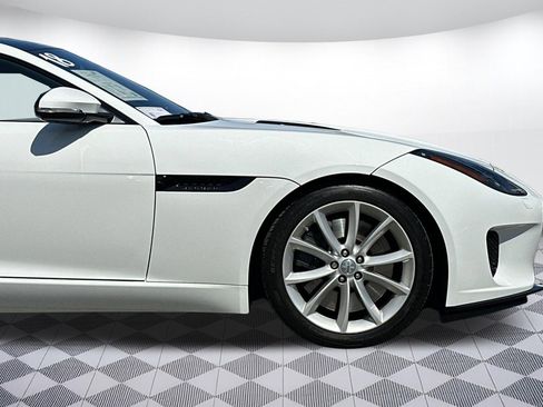 Used 2018 Jaguar F-TYPE Coupe RWD image 35