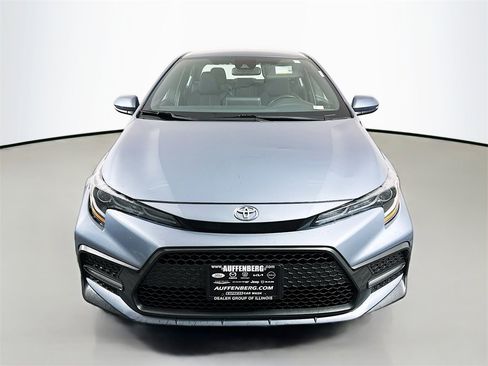 Used 2021 Toyota Corolla SE image 2