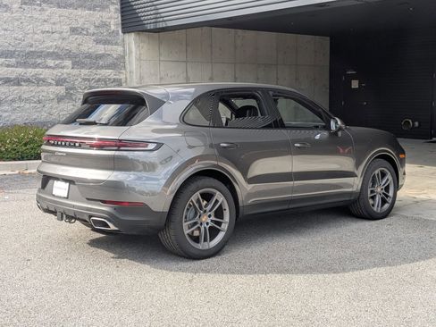New 2026 Porsche Cayenne image 9