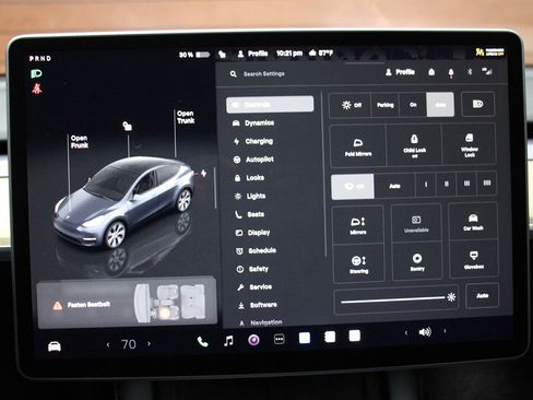 Used 2023 Tesla Model Y Long Range image 35