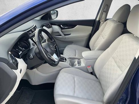 Used 2022 Nissan Rogue Sport SV FWD image 10