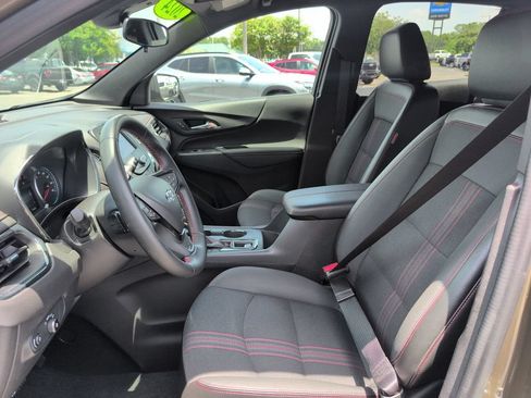 Used 2024 Chevrolet Equinox RS FWD image 14