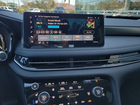 New 2026 INFINITI QX60 Luxe w/ Family Package image 20