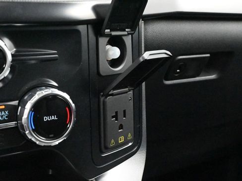 New 2025 Ford F150 Platinum w/ Equipment Group 702A High image 17