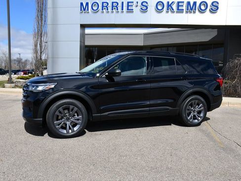 New 2026 Ford Explorer Active image 2