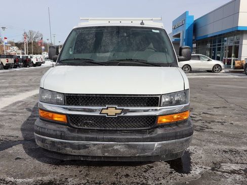 New 2025 Chevrolet Express 3500 w/ Power Convenience Package image 25