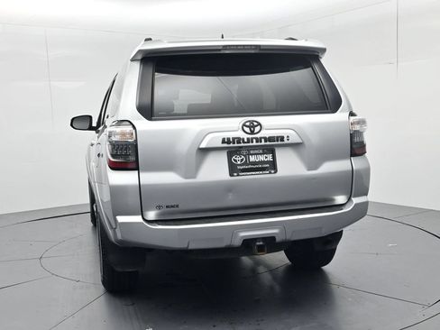 Used 2023 Toyota 4Runner SR5 AWD/4WD image 6