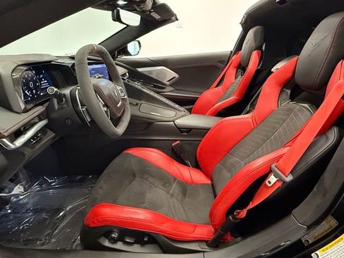 Used 2022 Chevrolet Corvette Stingray w/ Z51 Performance Package image 31