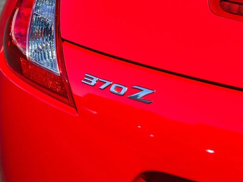 Used 2014 Nissan 370Z Touring w/ Navigation Package image 11