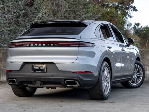 Certified 2026 Porsche Cayenne Coupe AWD/4WD image 11