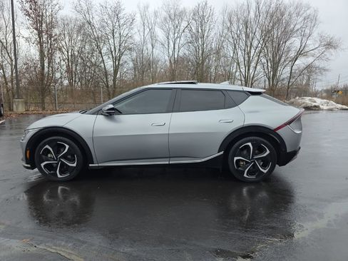 Used 2022 Kia EV6 GT-Line w/ First Edition Package image 4