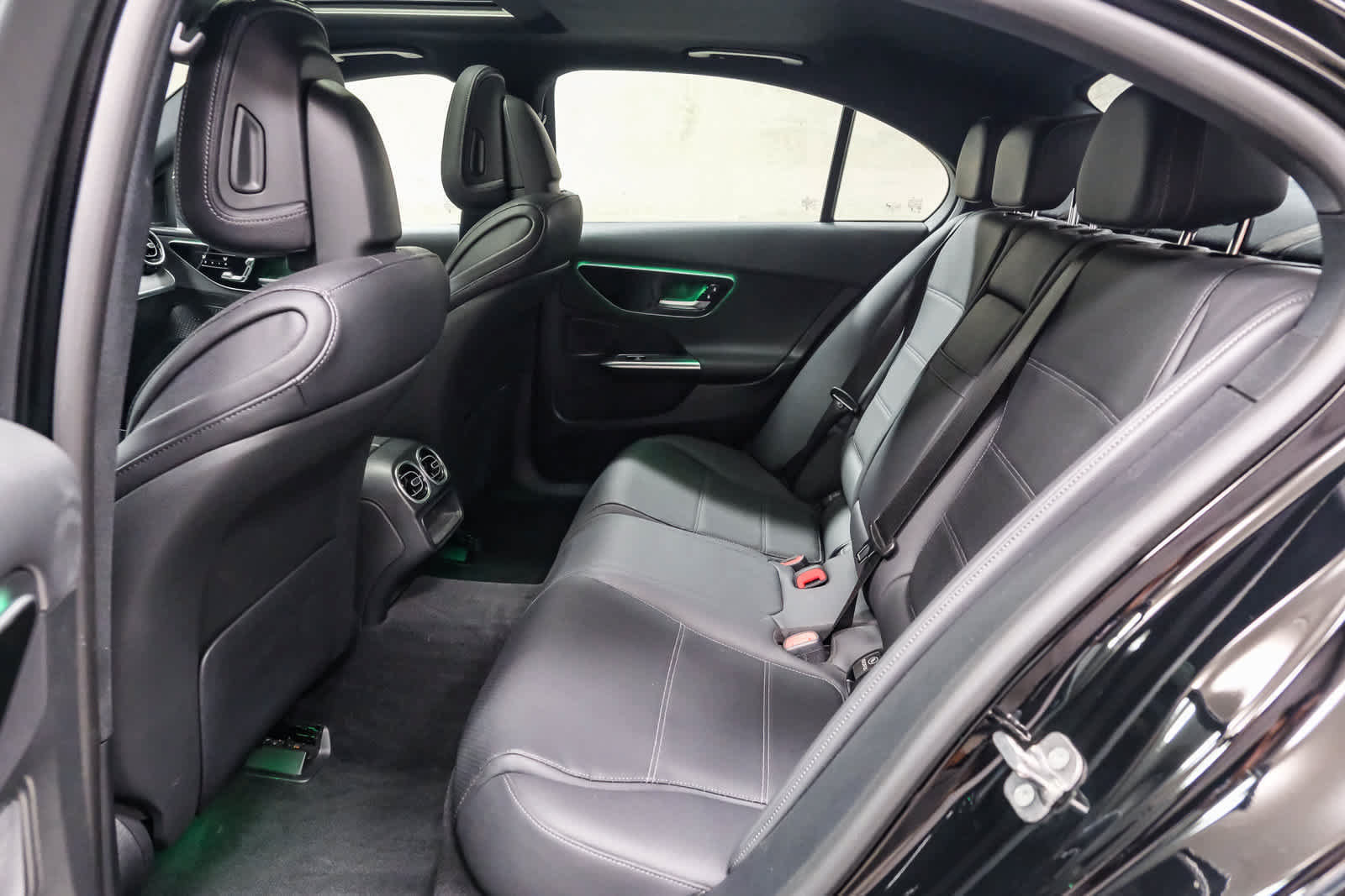 Certified 2024 Mercedes-Benz C 300 Sedan image 23