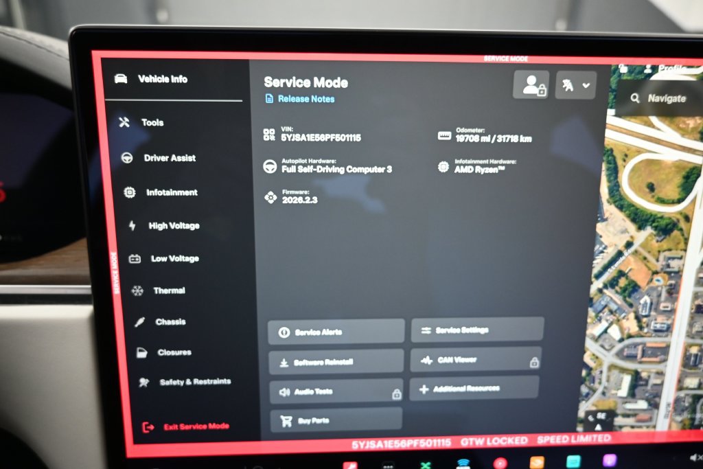 Used 2023 Tesla Model S AWD/4WD image 23