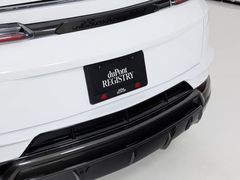 Used 2024 Lamborghini Urus Performante AWD/4WD image 94