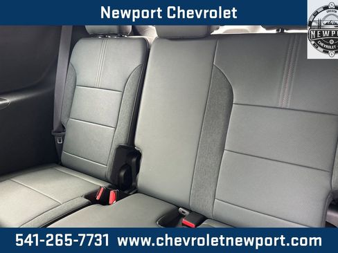 New 2025 GMC Acadia AT4 w/ Super Cruise Package image 13