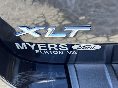 Used 2023 Ford Explorer XLT w/ Equipment Group 202A image 11