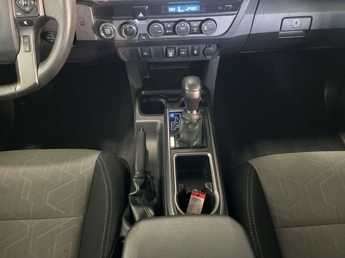 Used 2023 Toyota Tacoma TRD Sport AWD/4WD image 10
