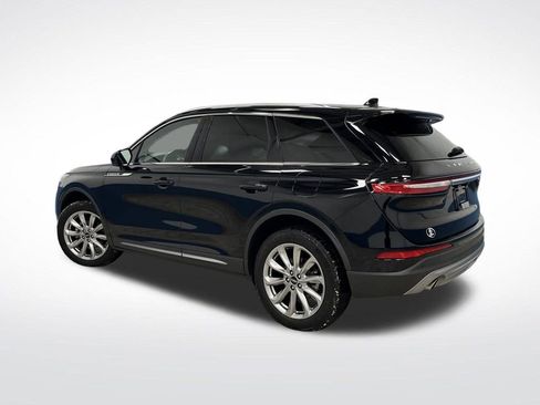 Used 2022 Lincoln Corsair AWD w/ Premium Package image 3