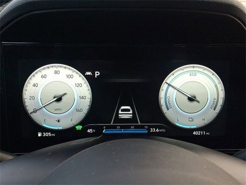 Used 2021 Hyundai Elantra Limited image 21