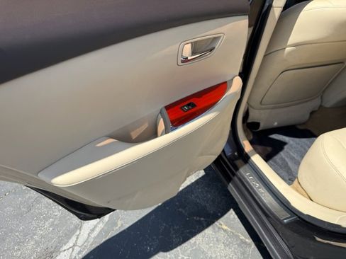 Used 2011 Lexus ES 350 FWD image 18