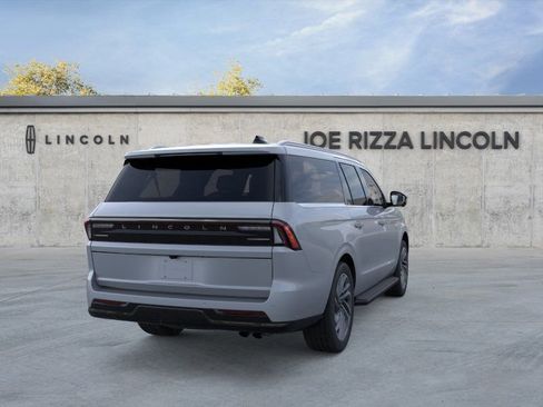 New 2026 Lincoln Navigator L Premier AWD/4WD image 8