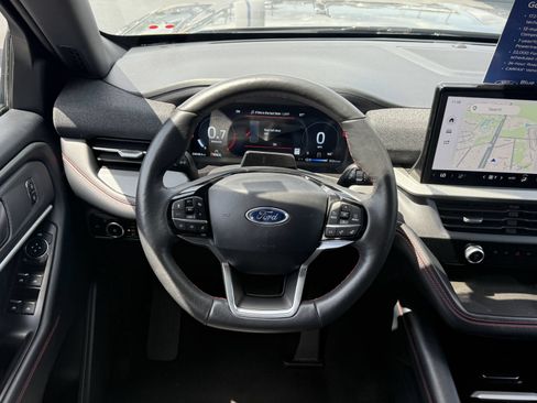 Certified 2025 Ford Explorer ST-Line AWD/4WD image 20