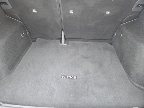 Used 2025 Nissan Kicks S FWD image 33
