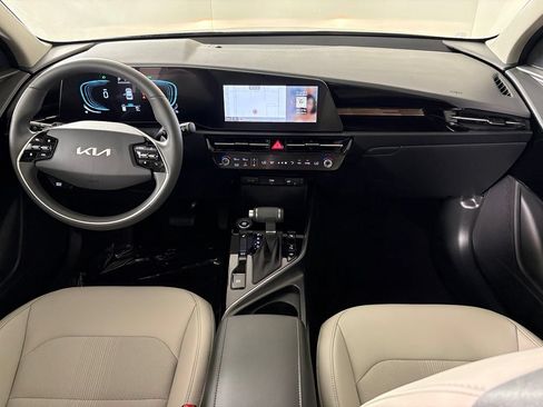New 2026 Kia Niro EX FWD image 38