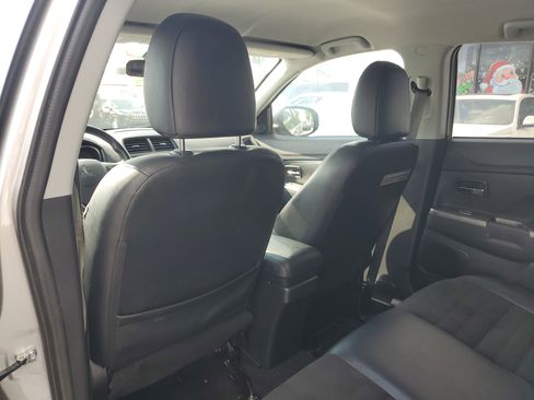 Used 2018 Mitsubishi Outlander Sport SE image 27