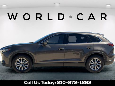 Used 2018 MAZDA CX-9 Touring w/ Touring Premium Package FWD image 6
