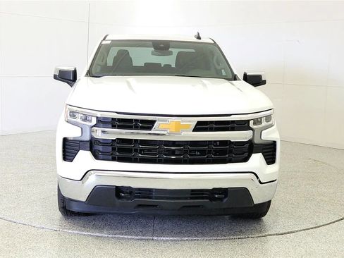 Used 2023 Chevrolet Silverado 1500 LT image 2
