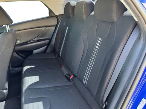 Certified 2022 Hyundai Elantra SEL image 13