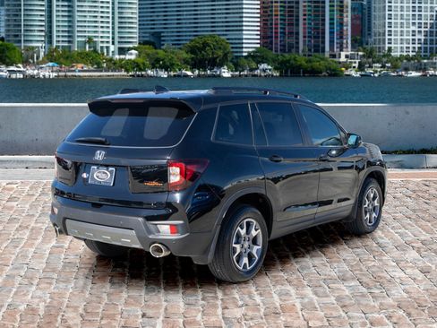 Used 2023 Honda Passport TrailSport image 13