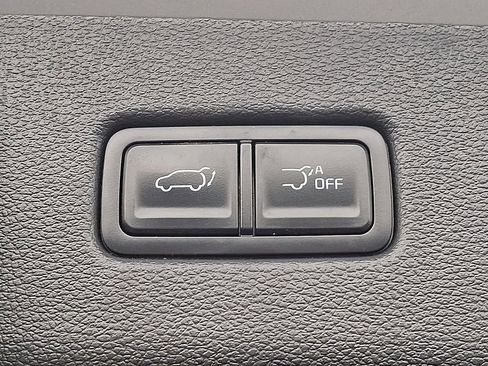 Used 2024 Kia Telluride EX X-Line image 31