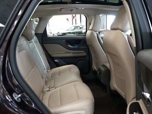 Used 2023 Lincoln Corsair Reserve w/ Equipment Group 201A AWD/4WD image 13