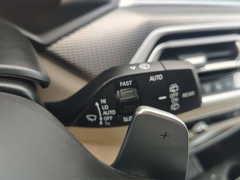 Used 2021 BMW X5 M50i image 19