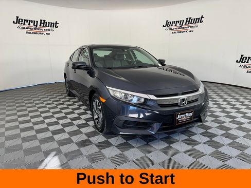 Used 2018 Honda Civic EX image 6