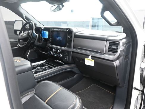 Certified 2024 Ford F350 Platinum image 17