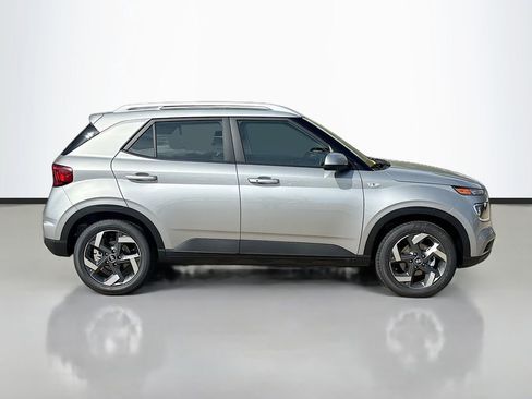 New 2026 Hyundai Venue SEL image 4