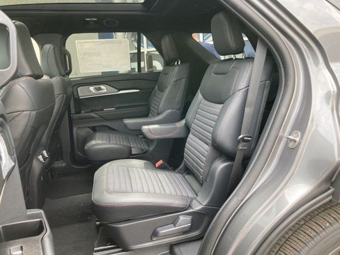 New 2026 Ford Explorer ST-Line w/ ST-Line Street Pack AWD/4WD image 22