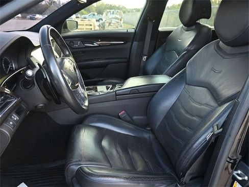 Used 2018 Cadillac CT6 Luxury image 13