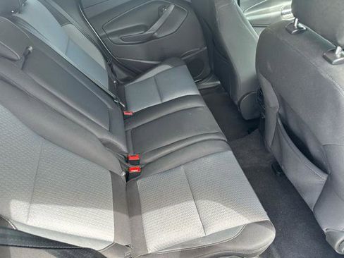 Used 2018 Ford Escape SE FWD image 11