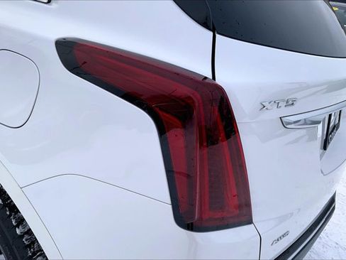 Used 2021 Cadillac XT5 Premium Luxury image 28