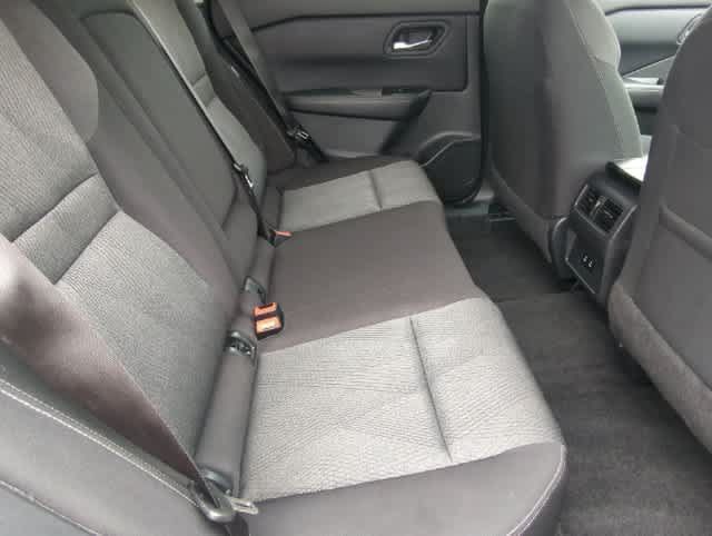 Used 2025 Nissan Rogue SV FWD image 20